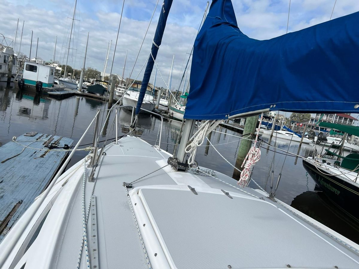 2005 Catalina C250