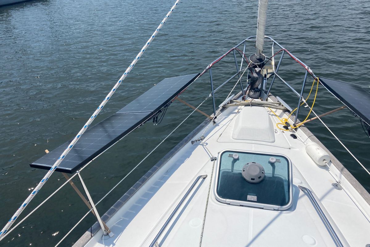 2000 Beneteau Oceanis Clipper 411