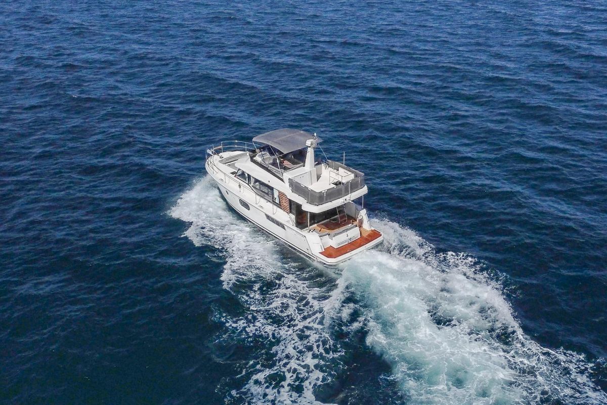 2025 Beneteau Swift Trawler 41 Fly