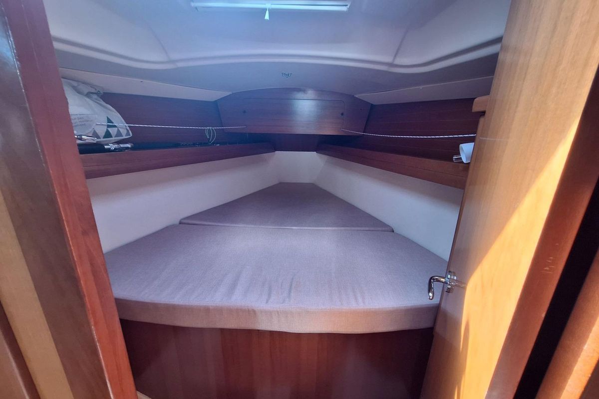 2006 Dufour 325 Grand Large