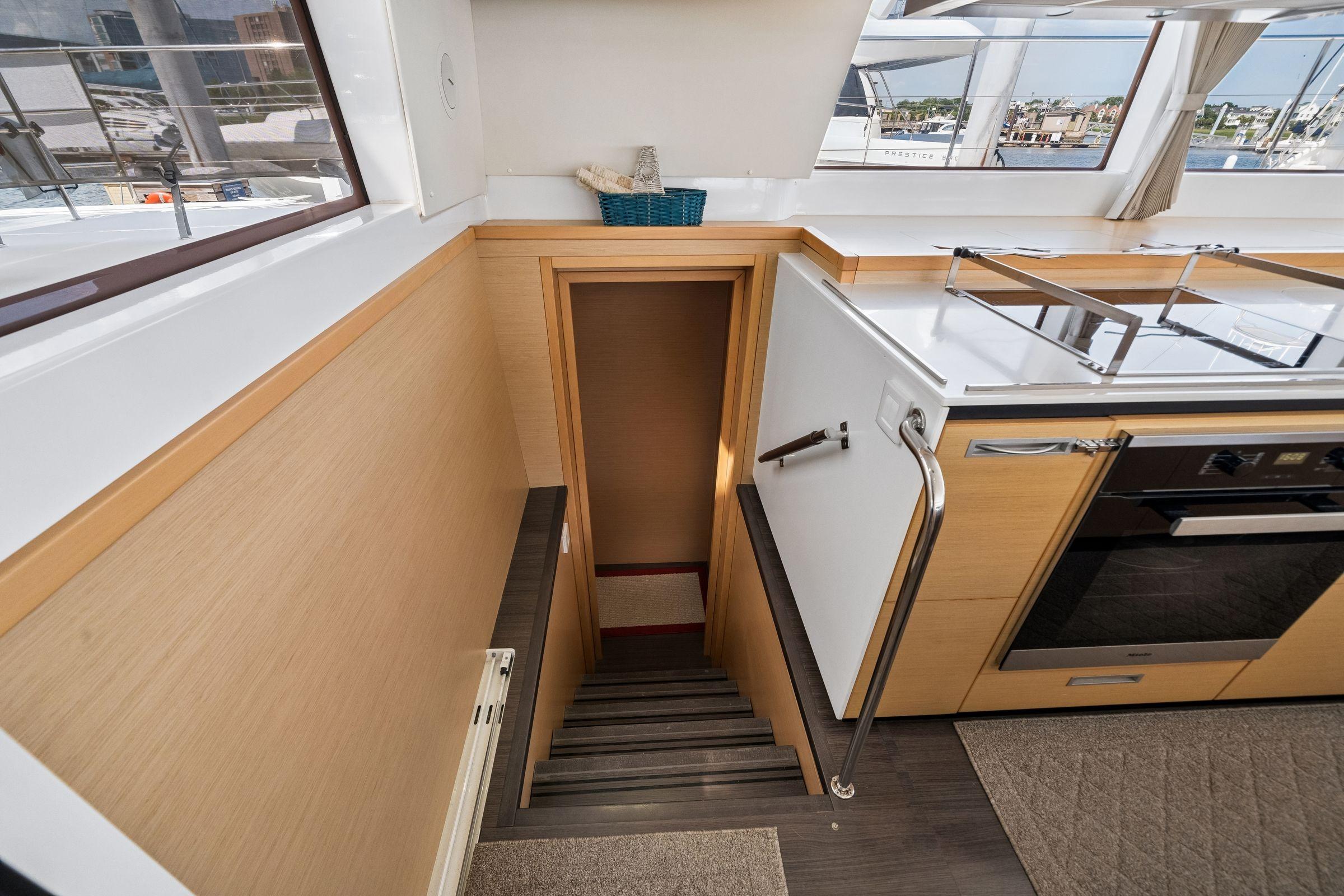 2014 Lagoon 620