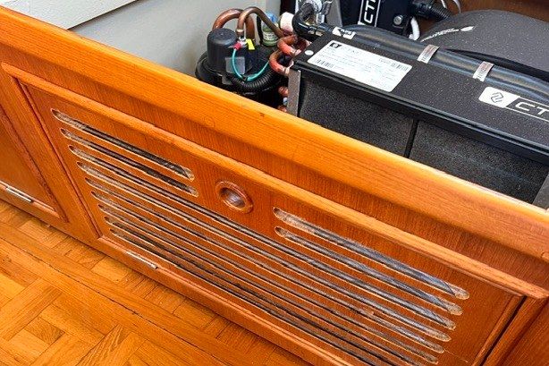 1990 Grand Banks 36 Classic