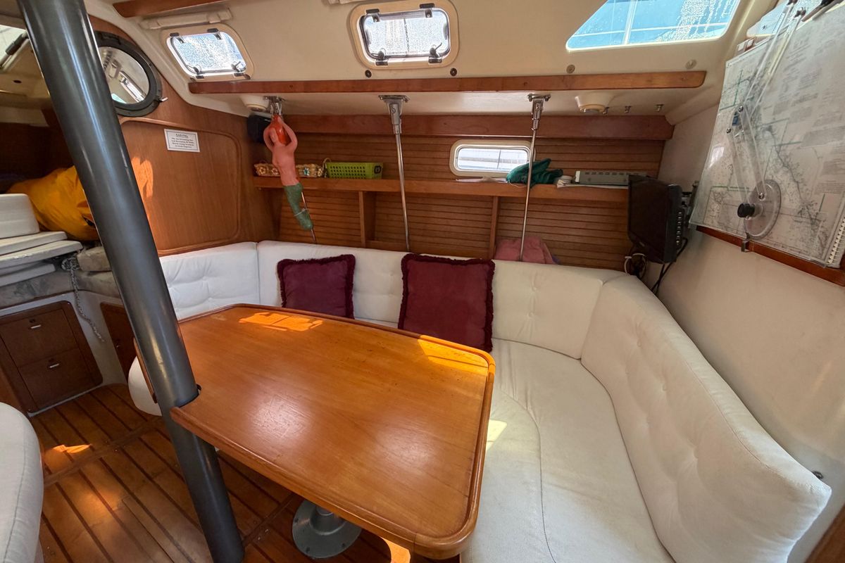 1994 Catalina 320