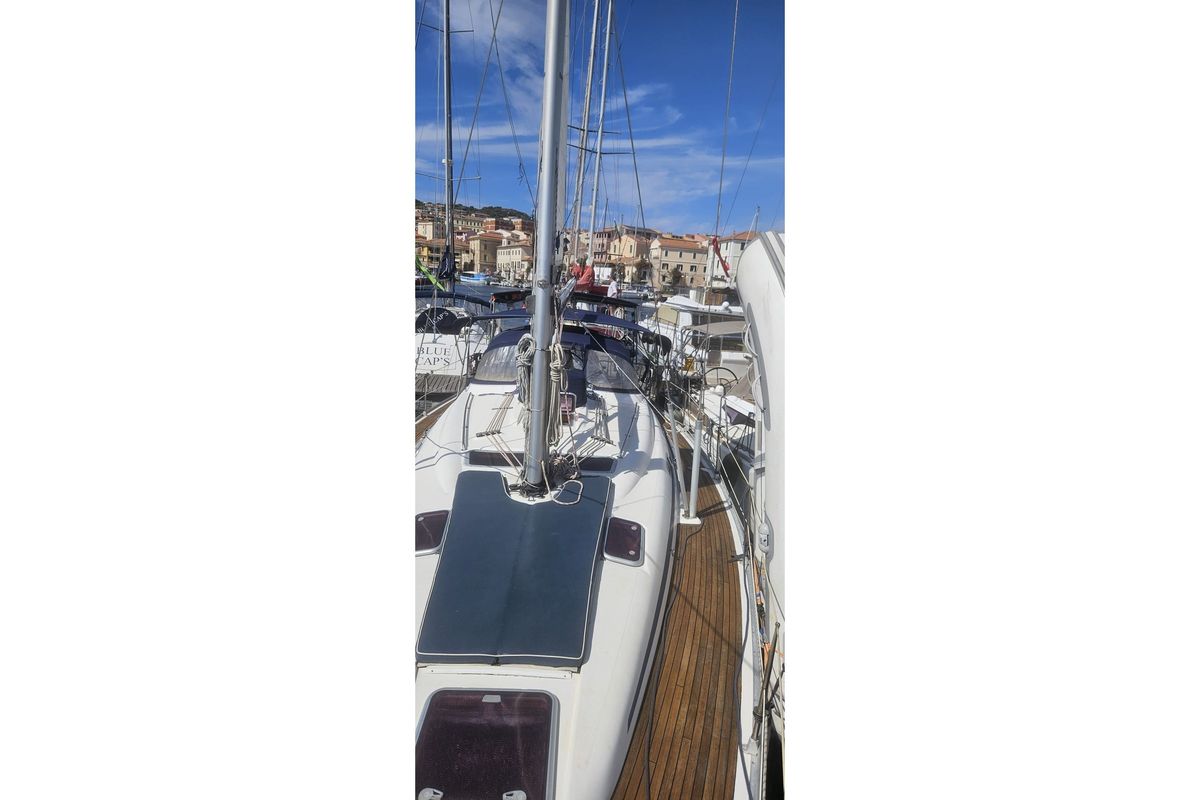 2007 Bavaria Cruiser 39