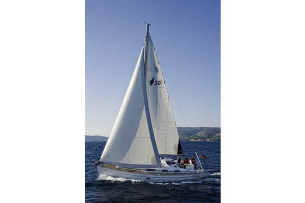 2003 Bavaria Cruiser 38 Boats