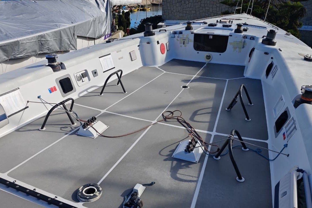 2011 M Boats S40