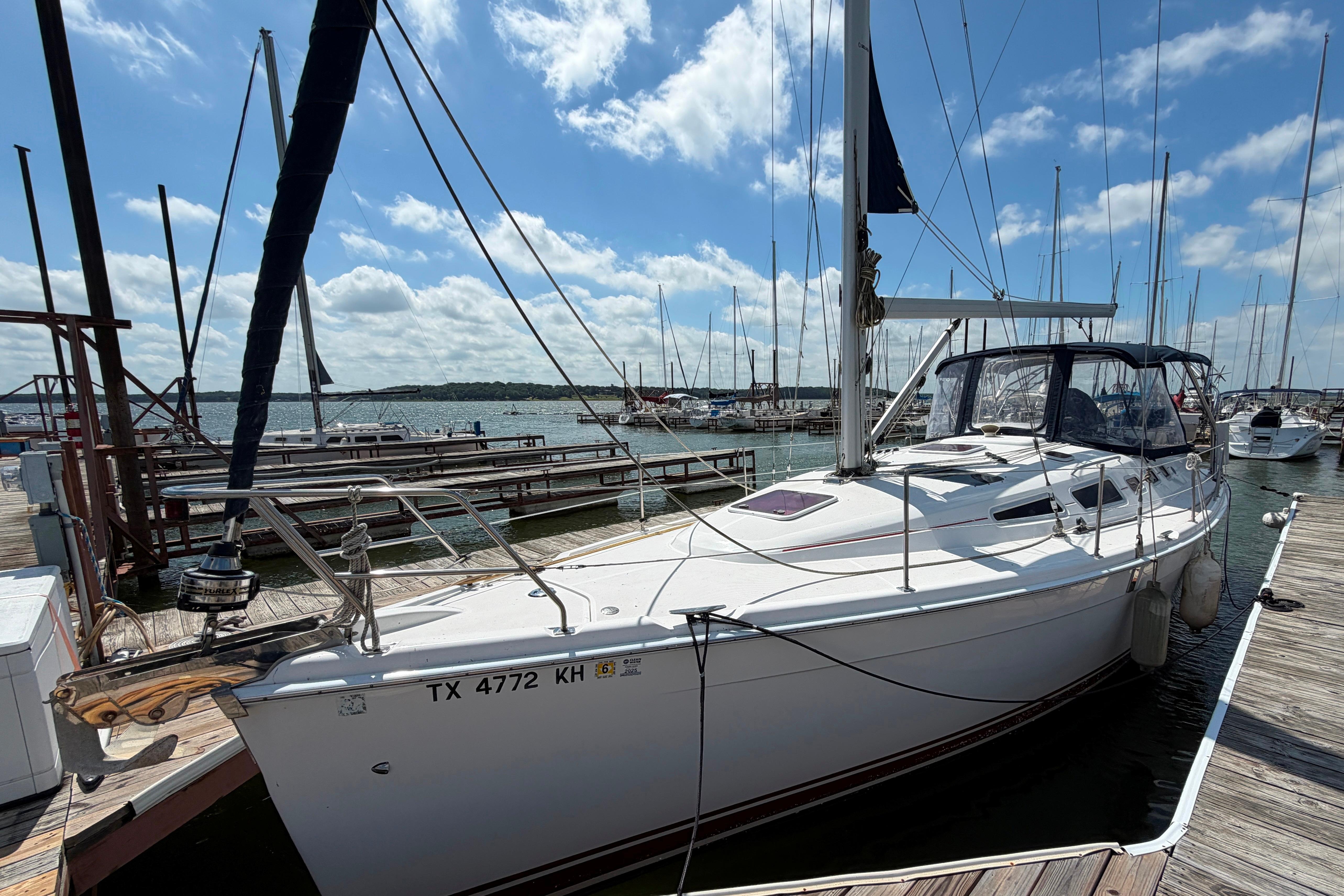 2005 Hunter 38 for sale in Gordonville, Texas
