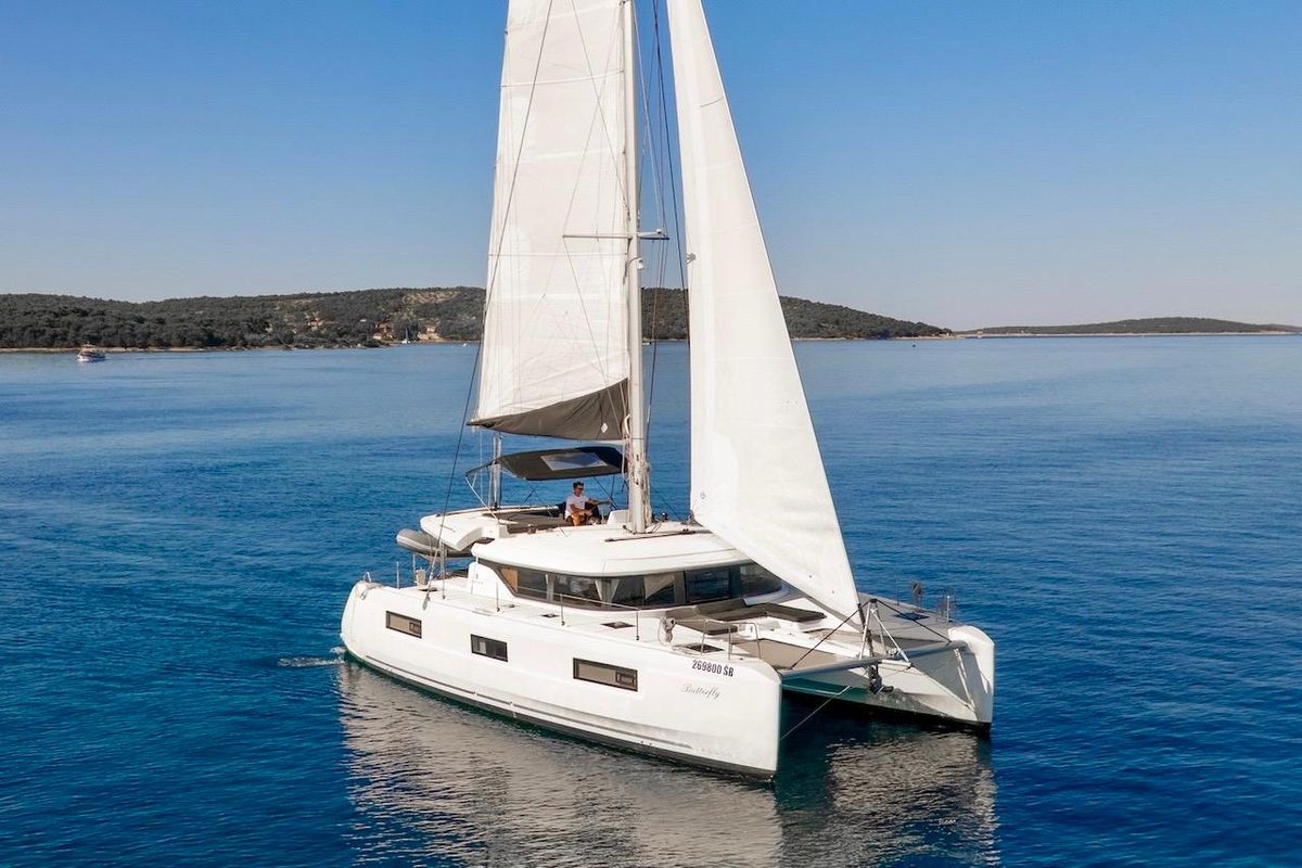 2021 Lagoon 46