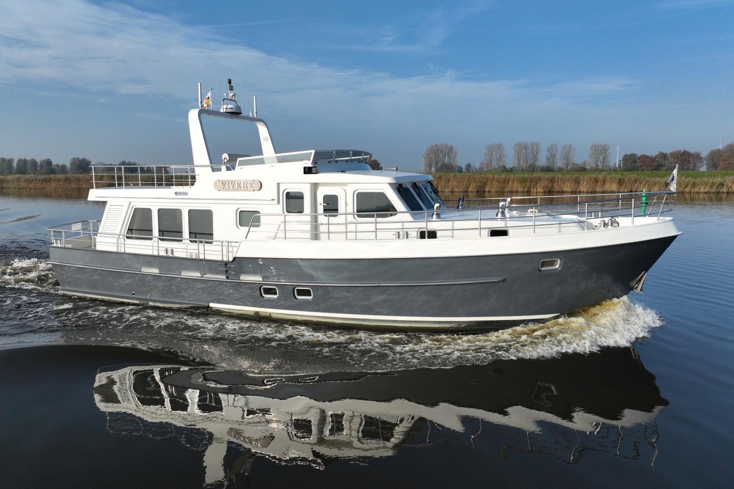 2001 Altena Trawler 50 - France Proof - Stabilizers