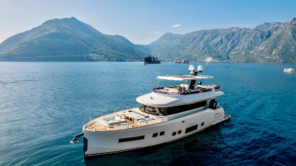 2020 Sirena 64 for sale in Antibes, Alpes-Maritimes, France