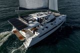 2022 Fountaine Pajot Aura 51