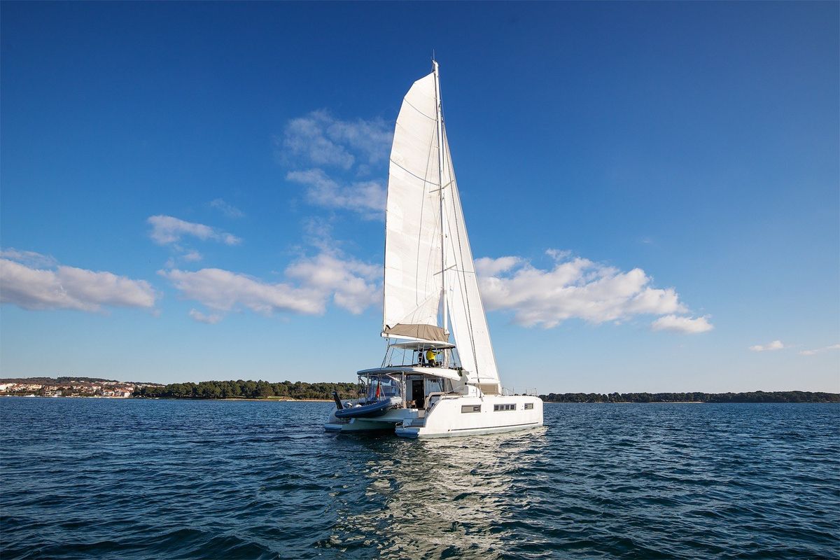 2022 Lagoon 50