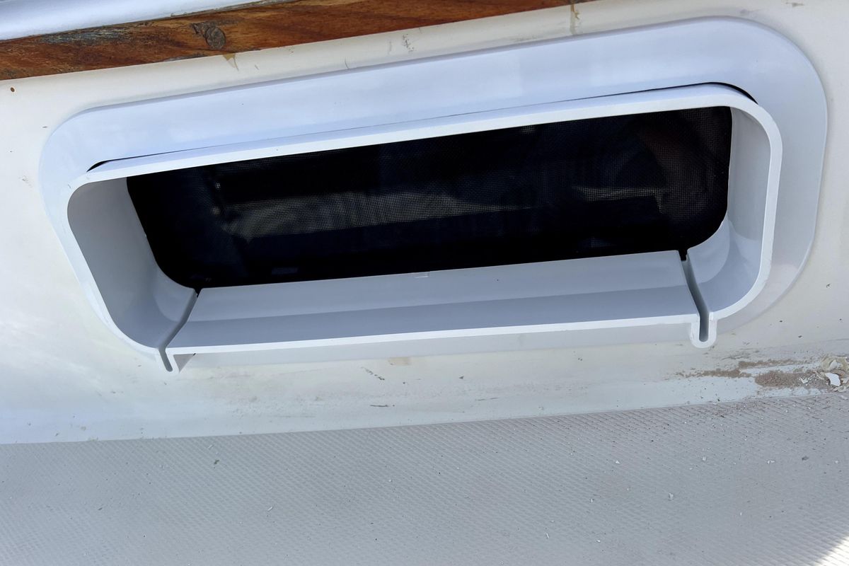 1986 Sabre 38
