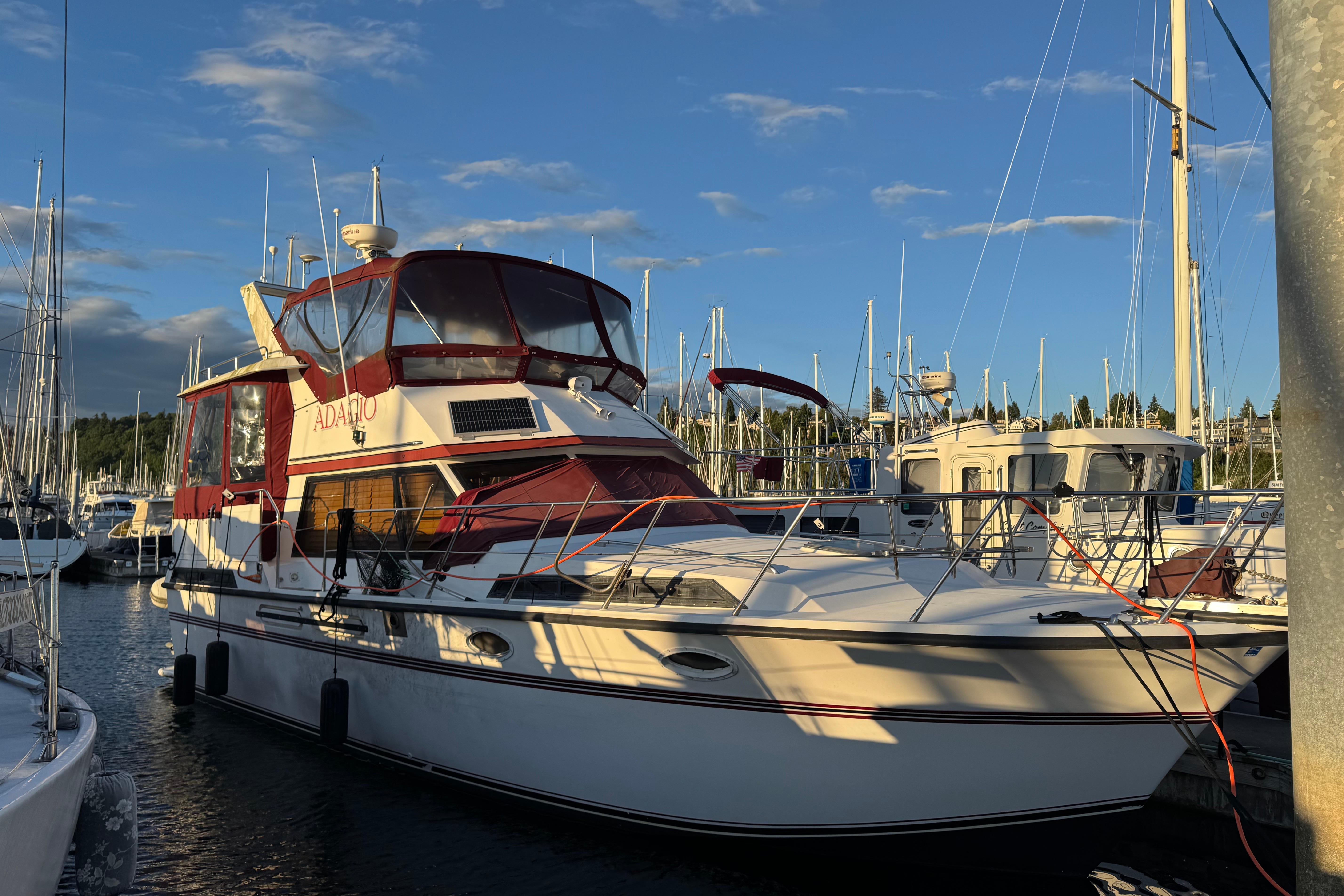 1987 President 37 for sale in Seattle, Washington