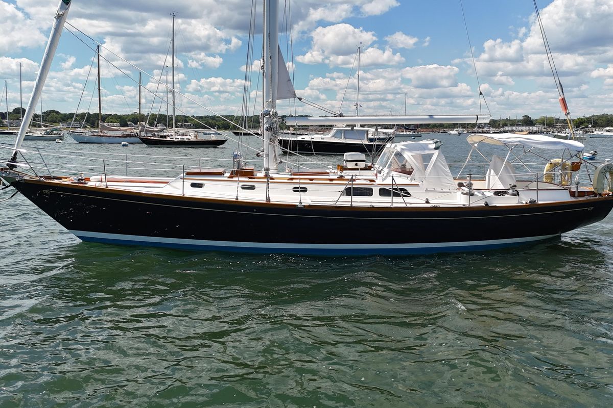 1984 Hinckley Sou'Wester 42