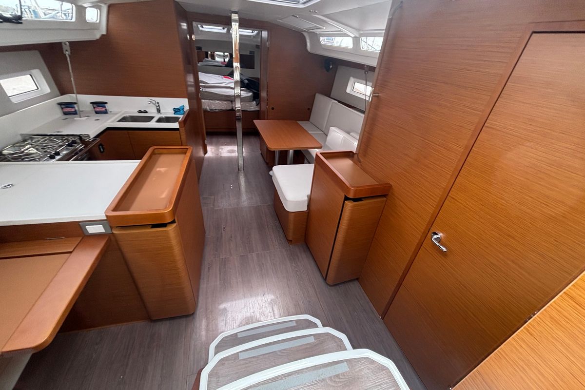 2025 Jeanneau Sun Odyssey 440