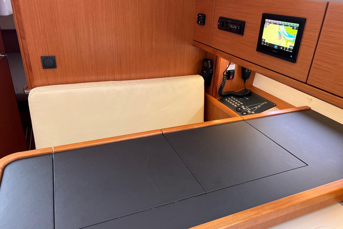 2022 Bavaria Cruiser 51 for sale in Sint Annaland, Netherlands 49 ft