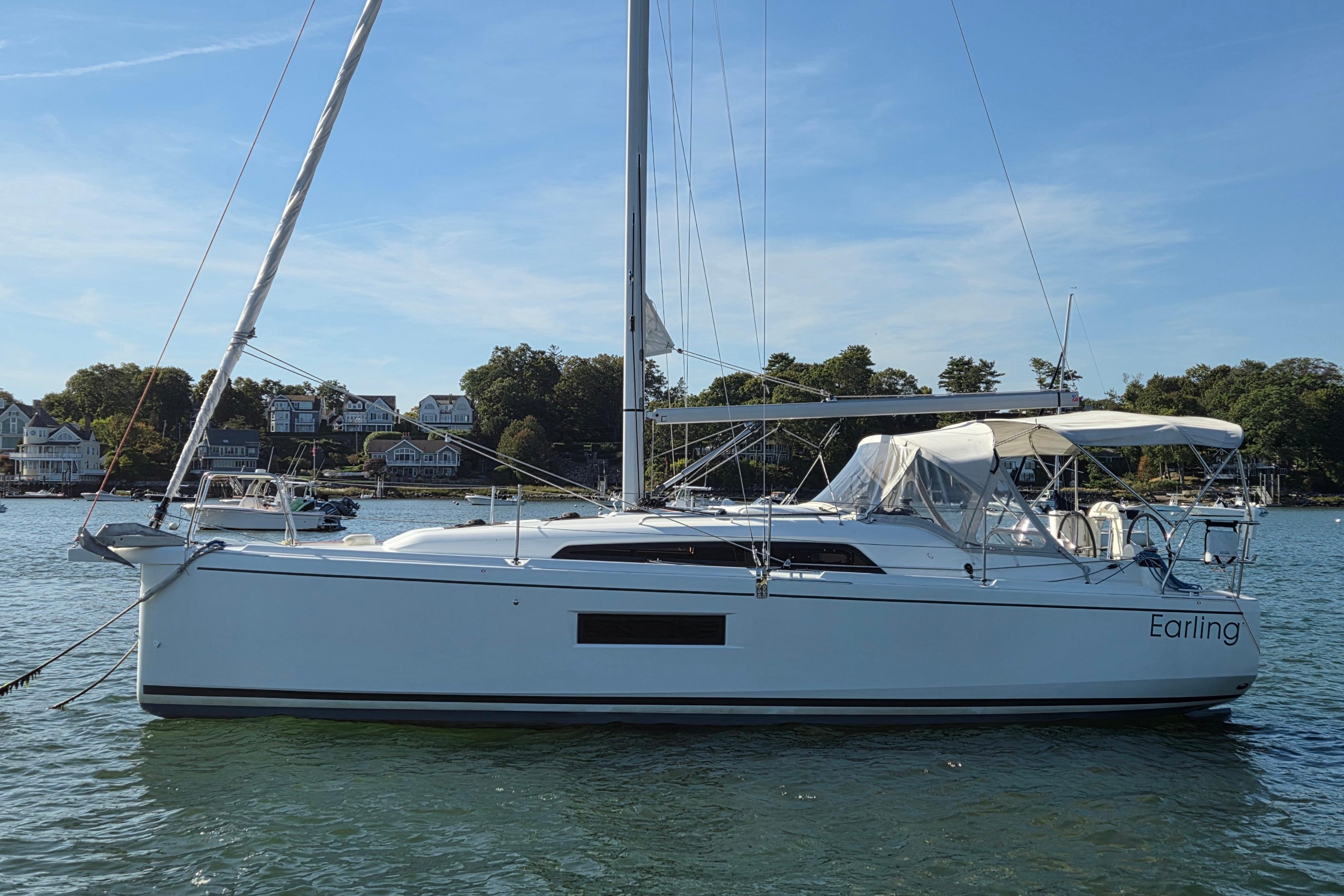 2020 Beneteau Oceanis 30.1