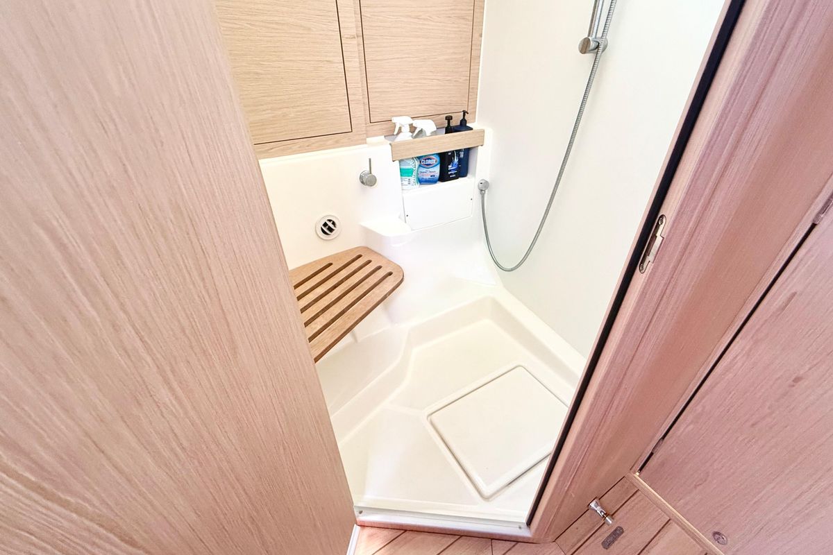 2020 Beneteau Oceanis 51.1