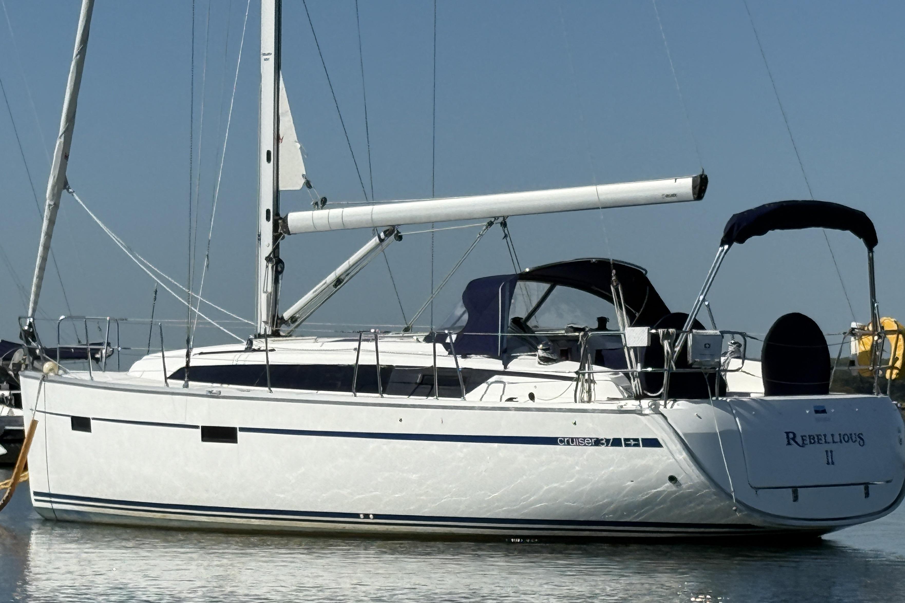 2021 Bavaria Cruiser 37 for sale in Brockenhurst, Hampshire, United Kingdom