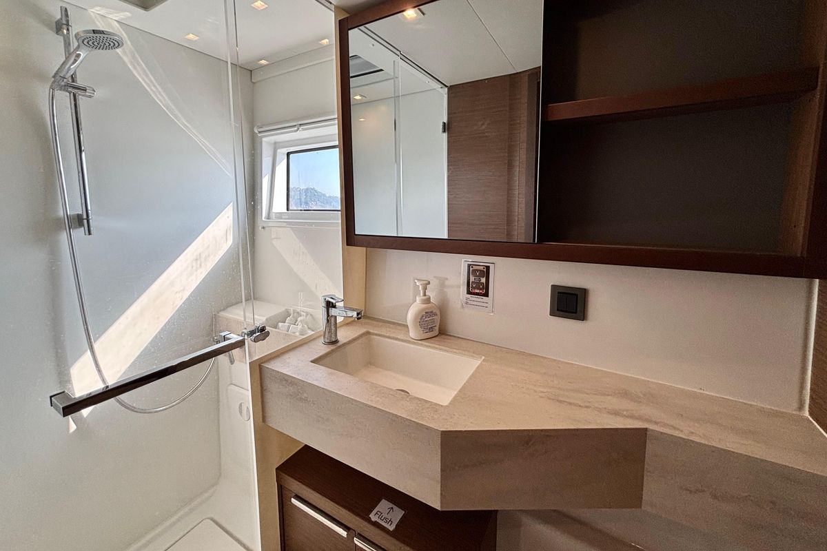 2020 Lagoon 46 for sale in Hong Kong 45 ft