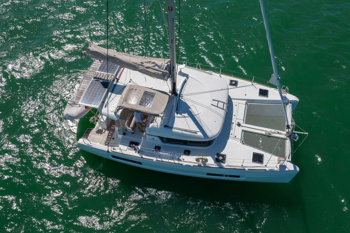 2021 Lagoon 40