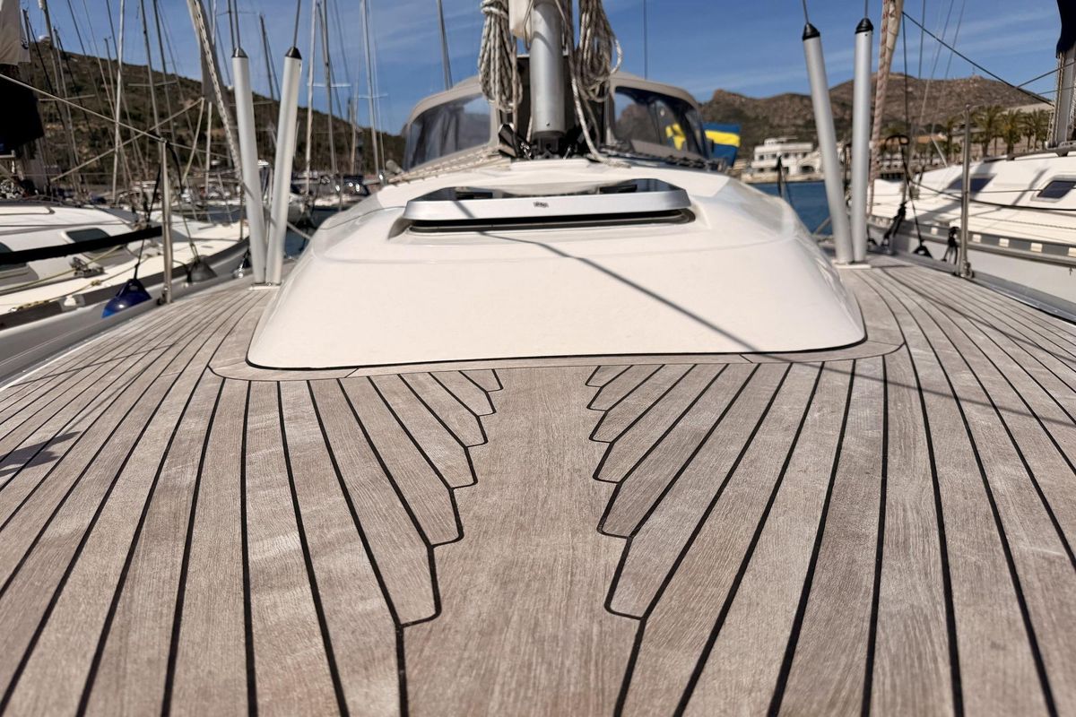 1999 Bavaria 37