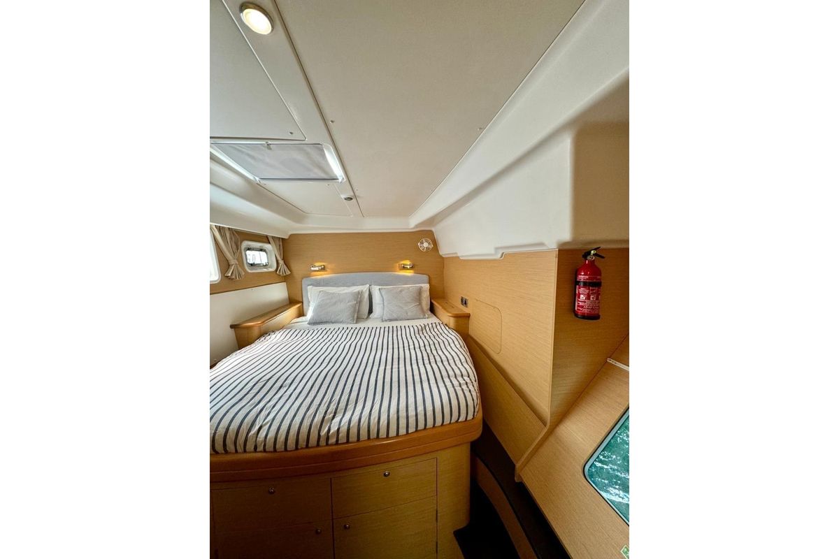 2008 Lagoon 440