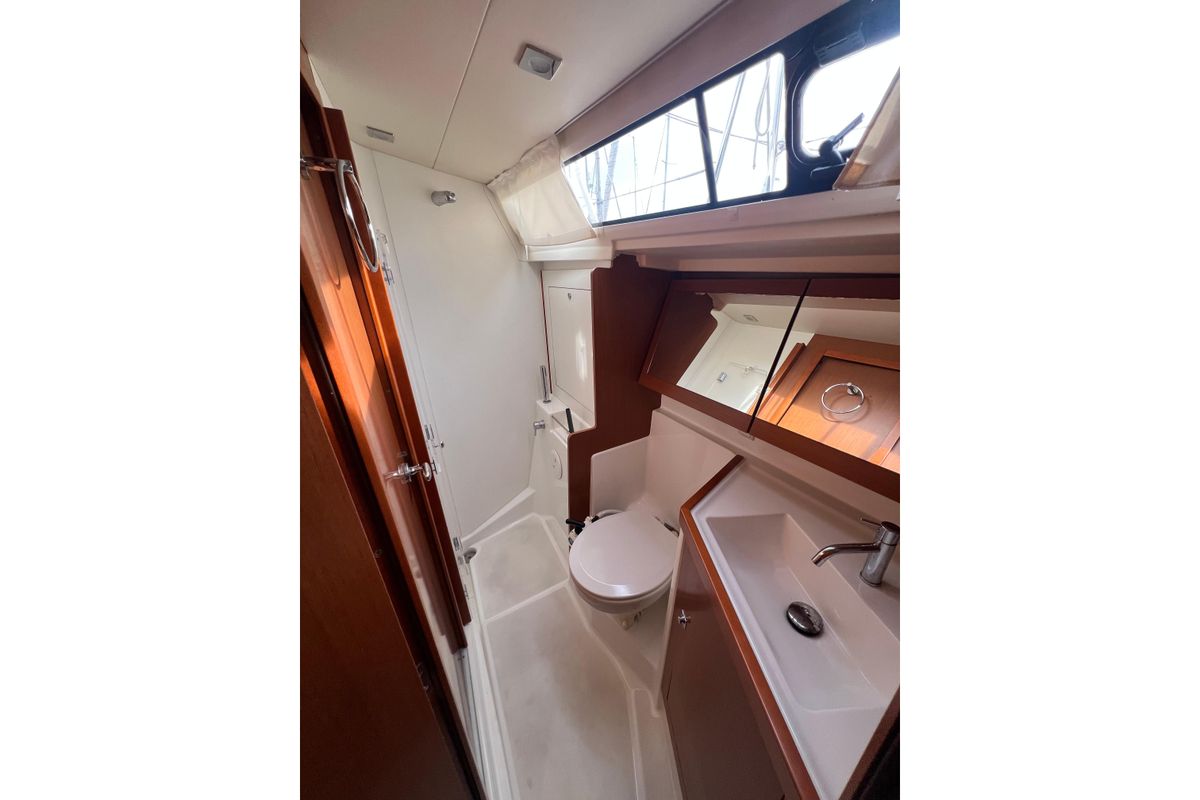 2013 Beneteau Oceanis 41