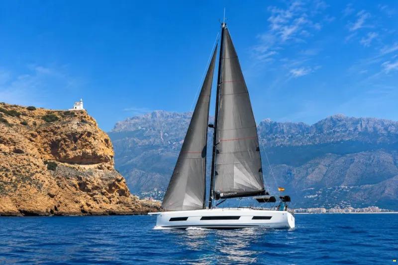 2024 Dufour 41 for sale in Valencia, Spain