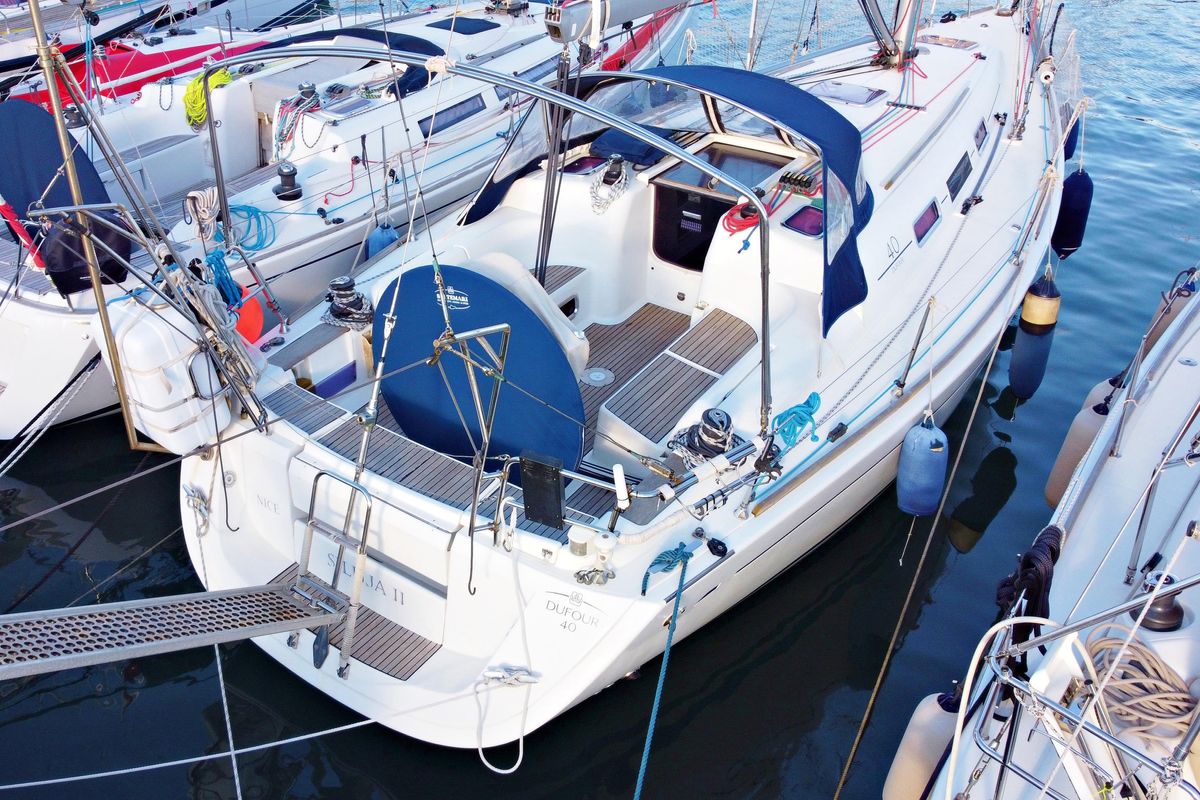 2005 Dufour 40 Performance for sale in Santo Stefano Al Mare, Imperia, Italy 39 ft