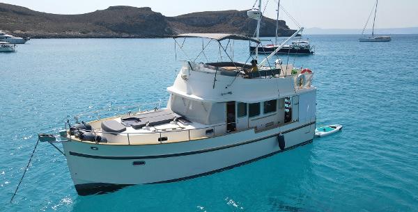 2016 Rhea Trawler 36