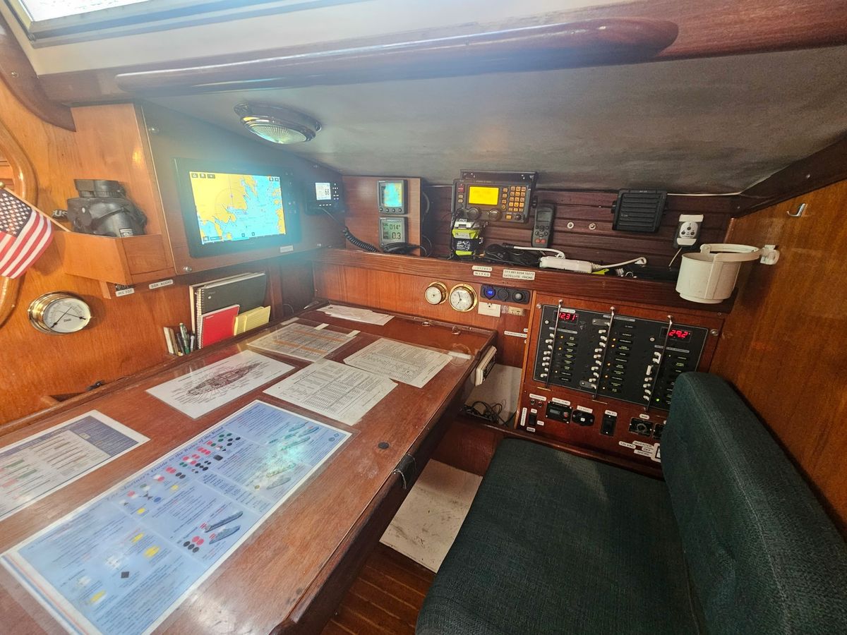 1984 Beneteau First 42
