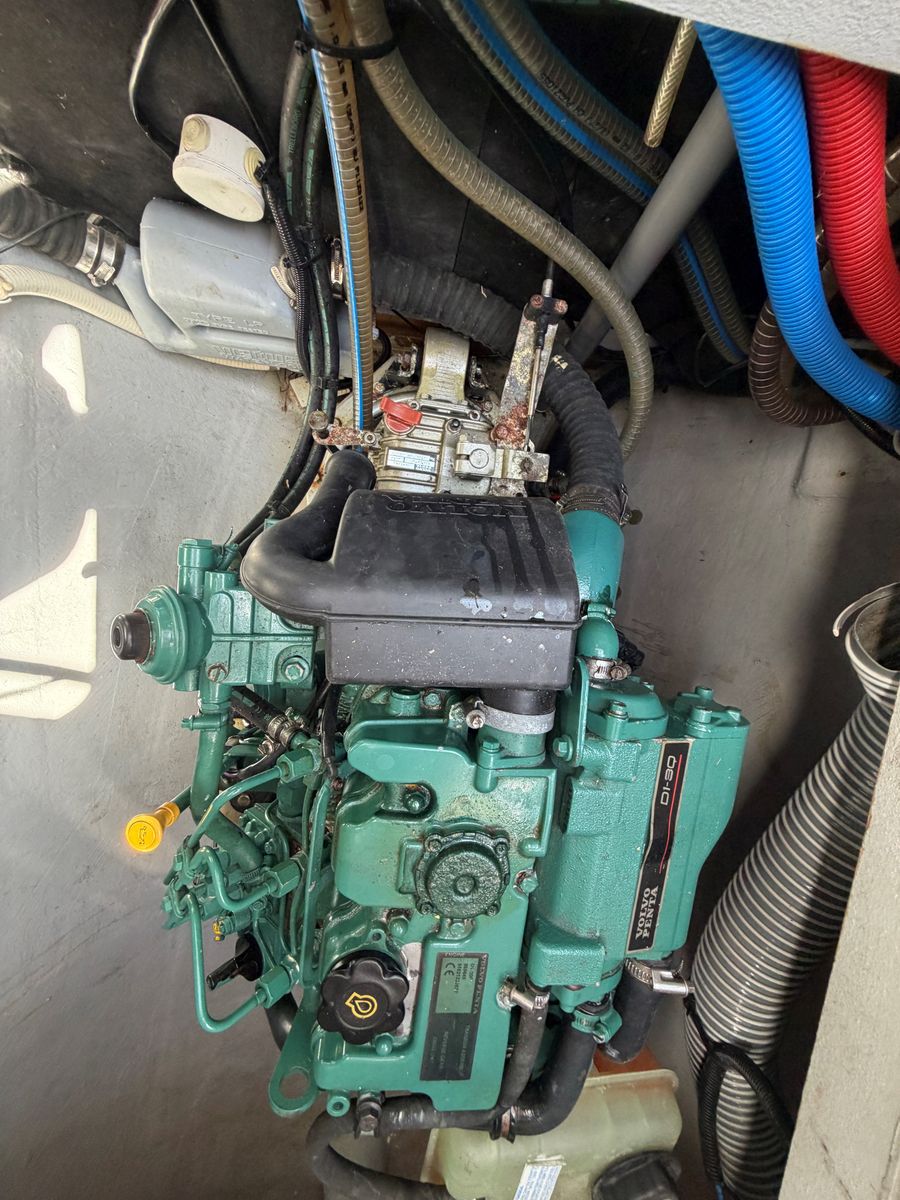 2009 Nautitech 40.2 for sale in S. France, France 40 ft