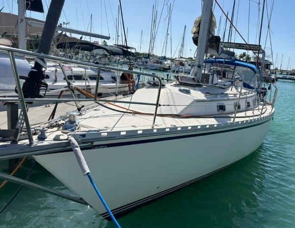 1989 Caliber 38 for sale in Key West, Florida