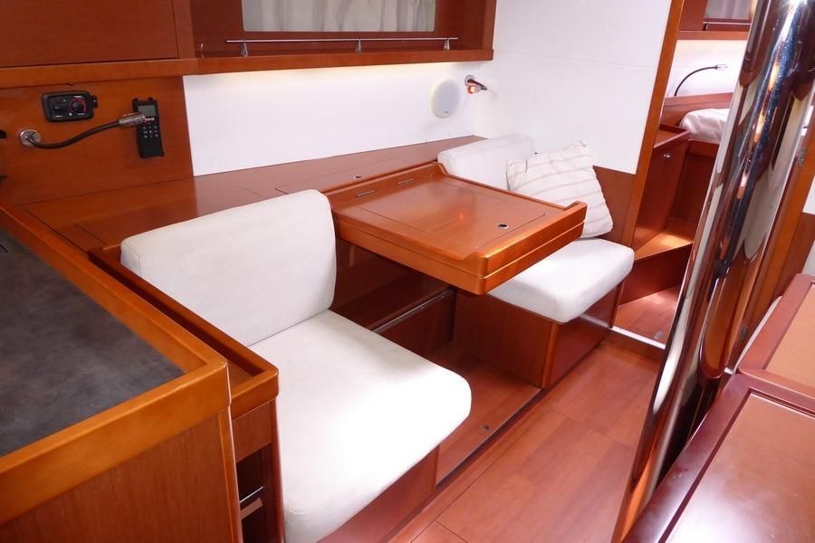 2015 Beneteau Oceanis 41