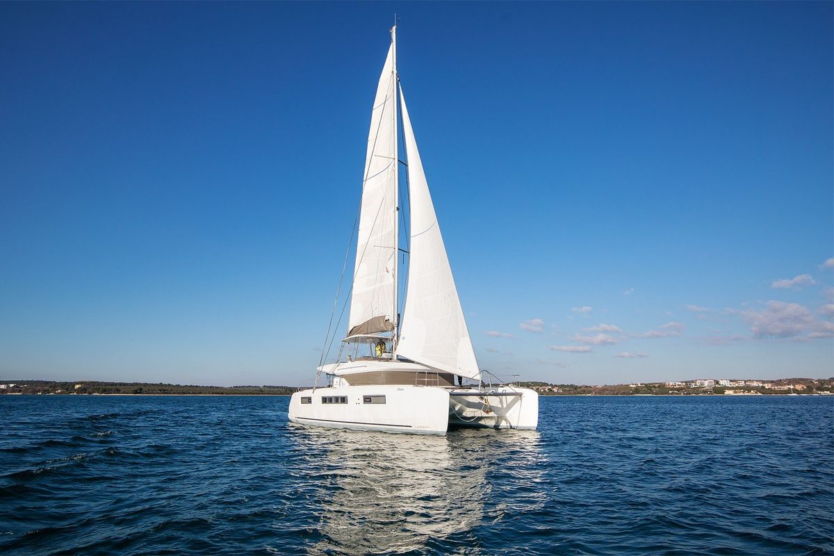 2022 Lagoon 50
