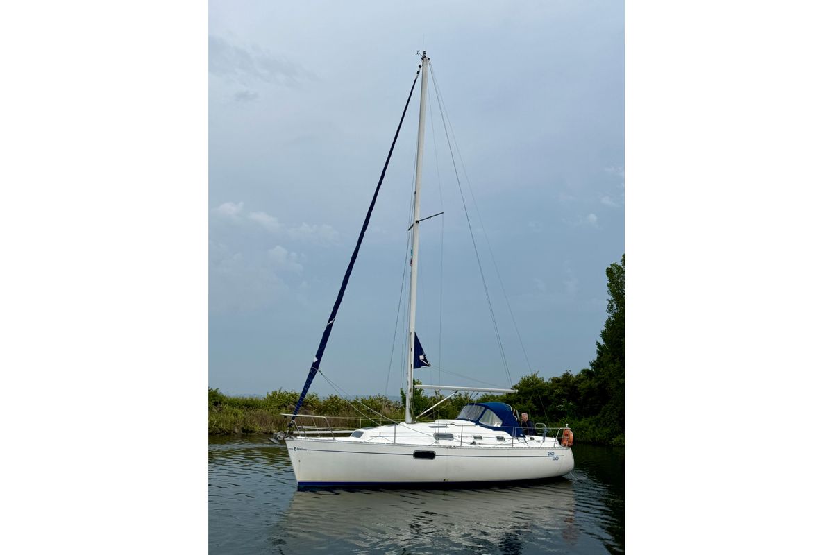 1994 Beneteau Oceanis 321