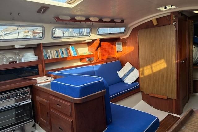 1986 Catalina 30