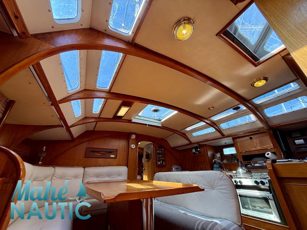 1985 Jeanneau Sun Kiss 45 for sale in Bretagne SUD, Morbihan, France