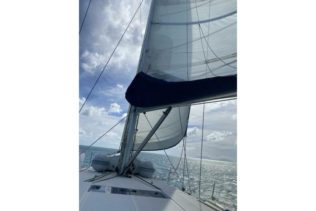 2016 Jeanneau Sun Odyssey 519