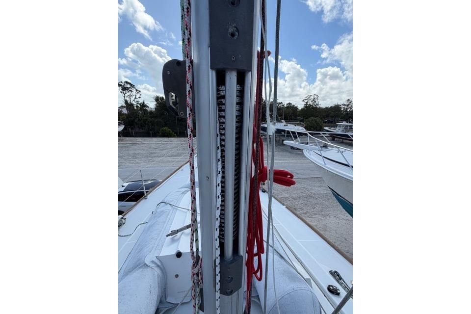 2015 Beneteau Oceanis 45