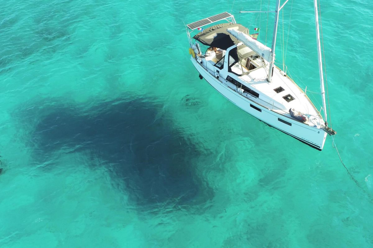 2020 Beneteau Oceanis 35.1