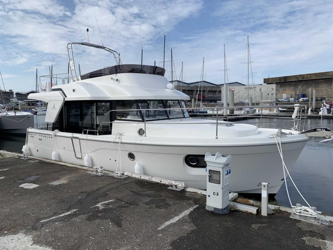 2023 Beneteau Swift Trawler 35 for sale in Lorient, Morbihan, France