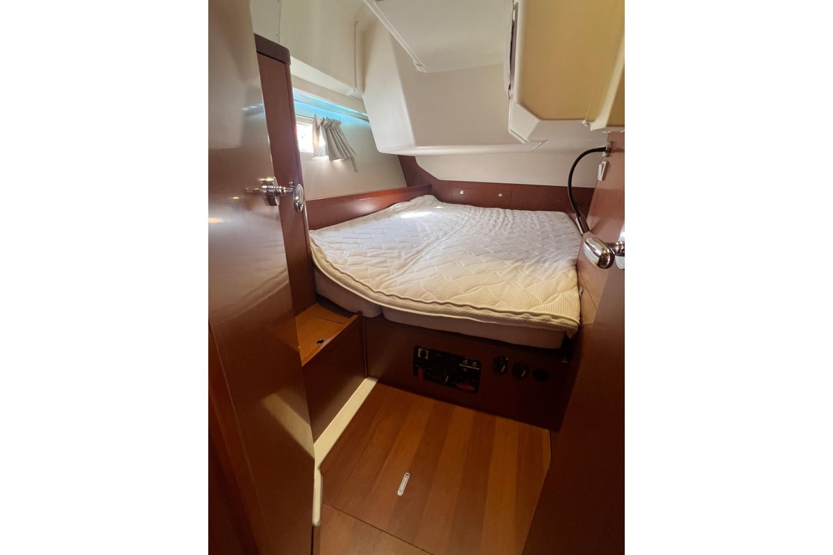 2013 Beneteau Oceanis 41