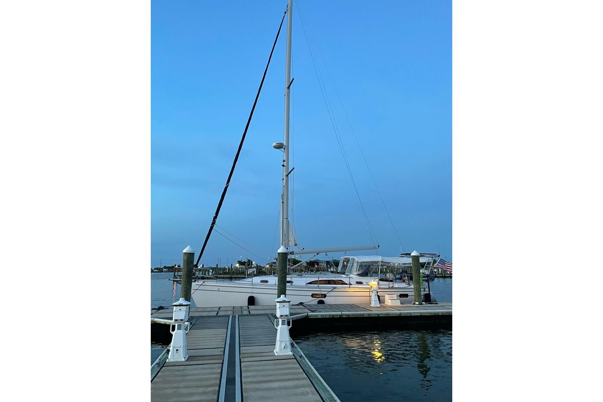 2015 Catalina 445