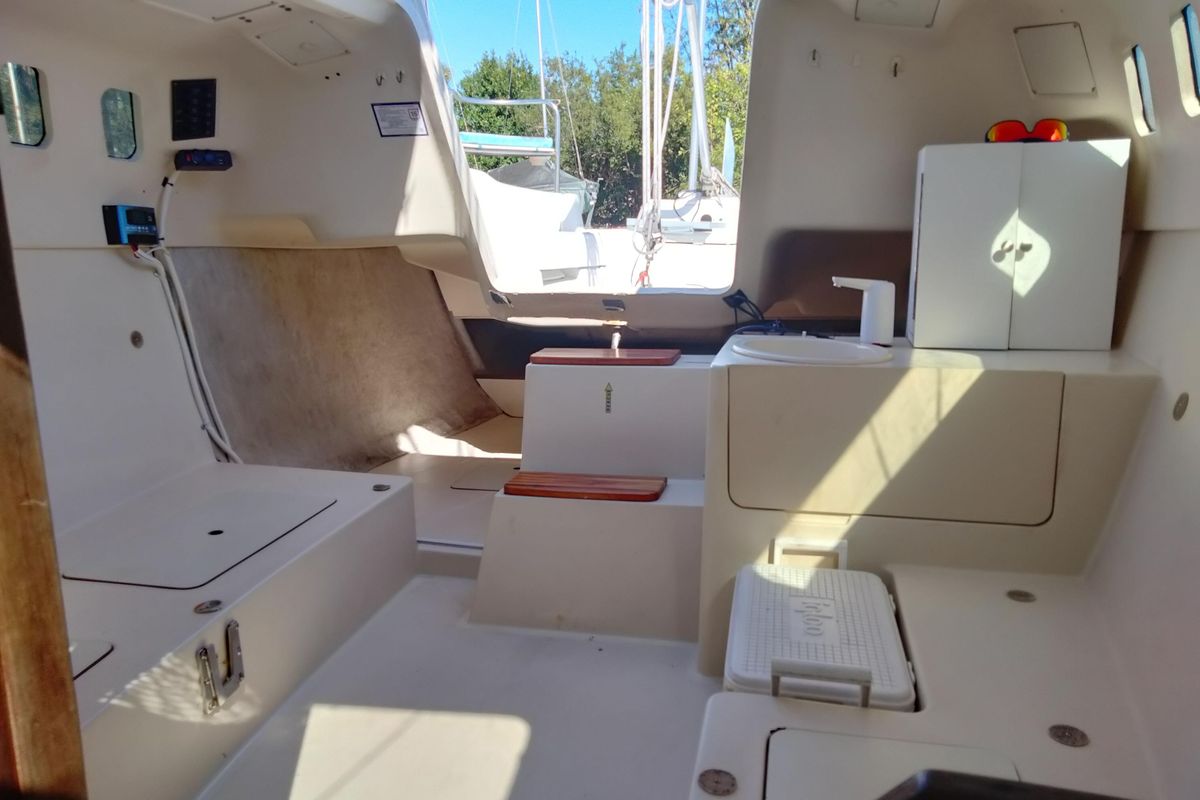 1998 Hunter 240