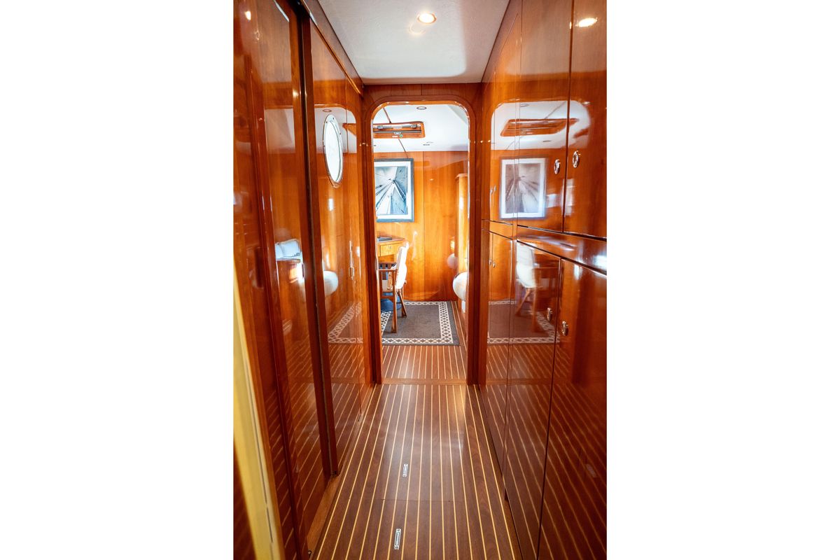 2009 Privilege 615