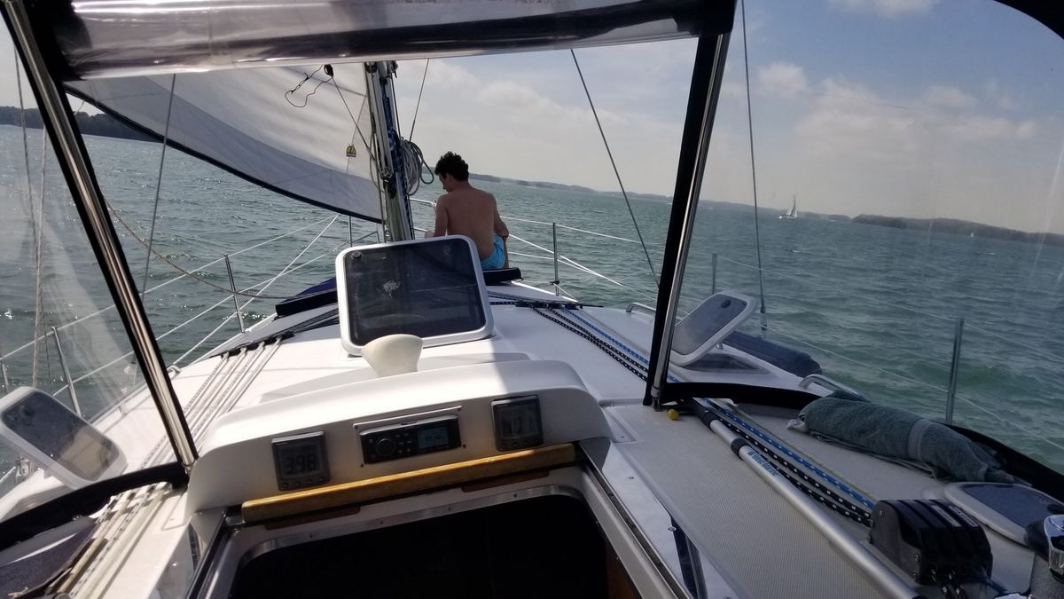 2007 Hunter 41 Aft Cockpit