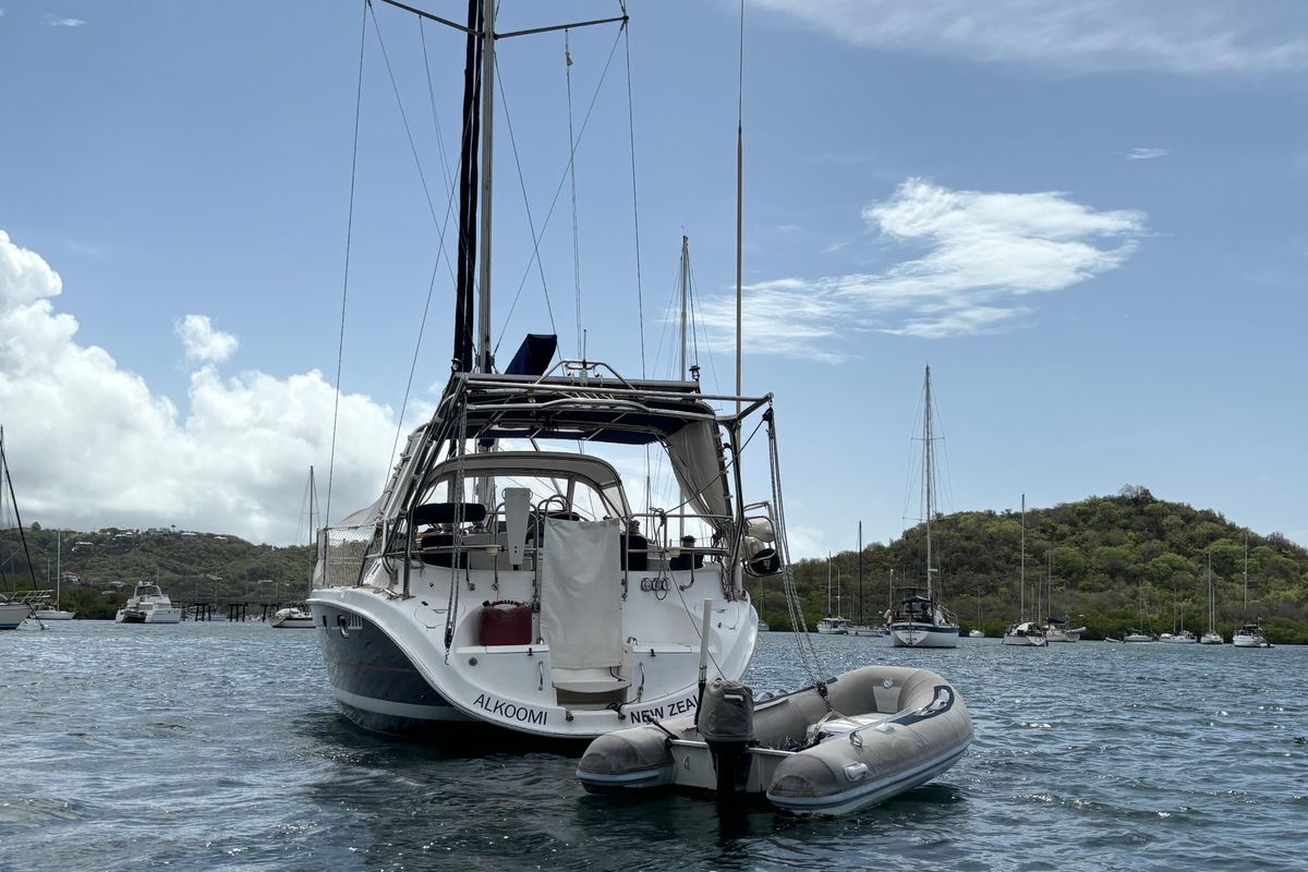 2002 Hunter 466